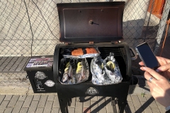 A harmadik grillre került a pisztráng, durbincs és a lazac